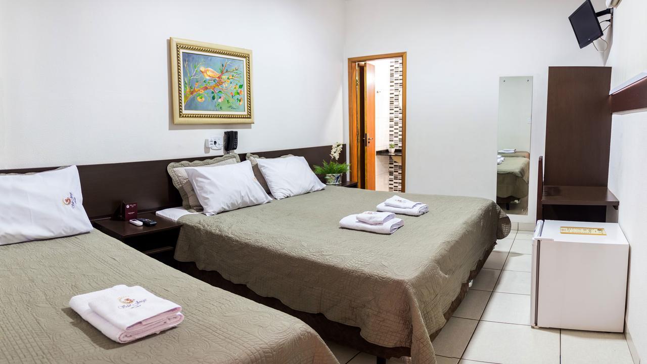 Sao Jorge Hotel São Joaquim da Barra Kültér fotó